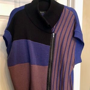 Luis Buchinho Zippered Sleeveless Sweater
Size 36 (Medium)